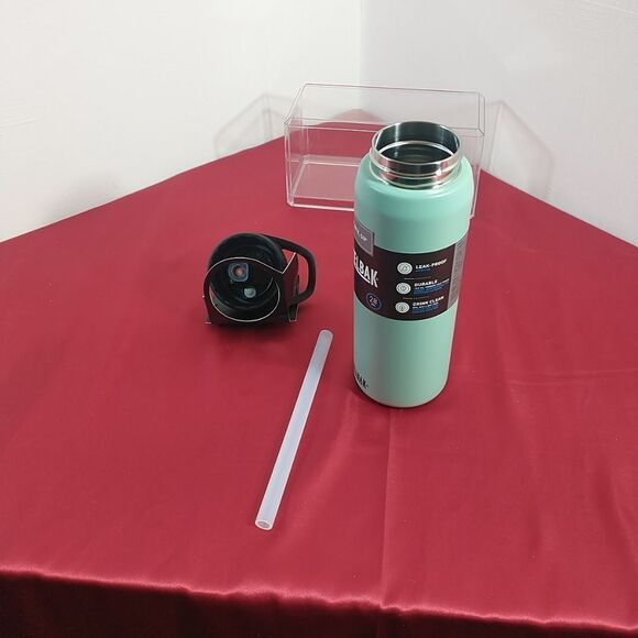 CamelBak Eddy+ Water Bottle in Mint - Picture 8 of 8